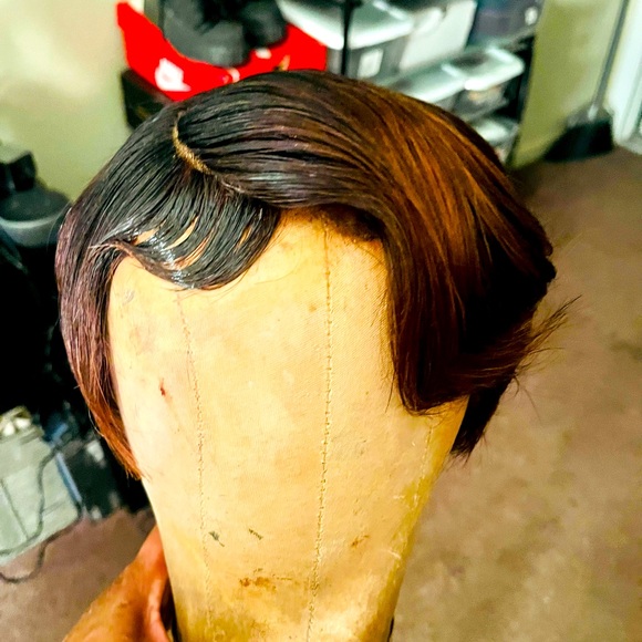 Wig - Picture 8 of 11